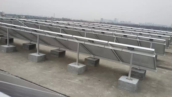 海盐元通80KW平屋顶单排支架 (2).jpeg