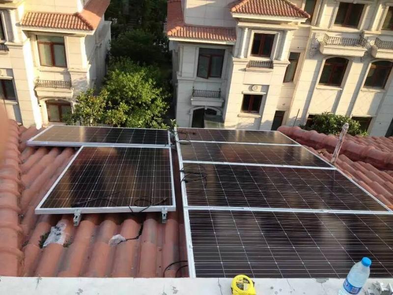 無錫碧桂園3.75KWp別墅屋頂戶用分布式光伏電站.jpg
