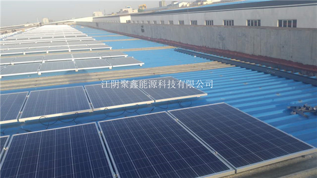 山東海岱光伏3.7MW梯形彩鋼瓦膠粘型光伏發(fā)電項目(4).jpg